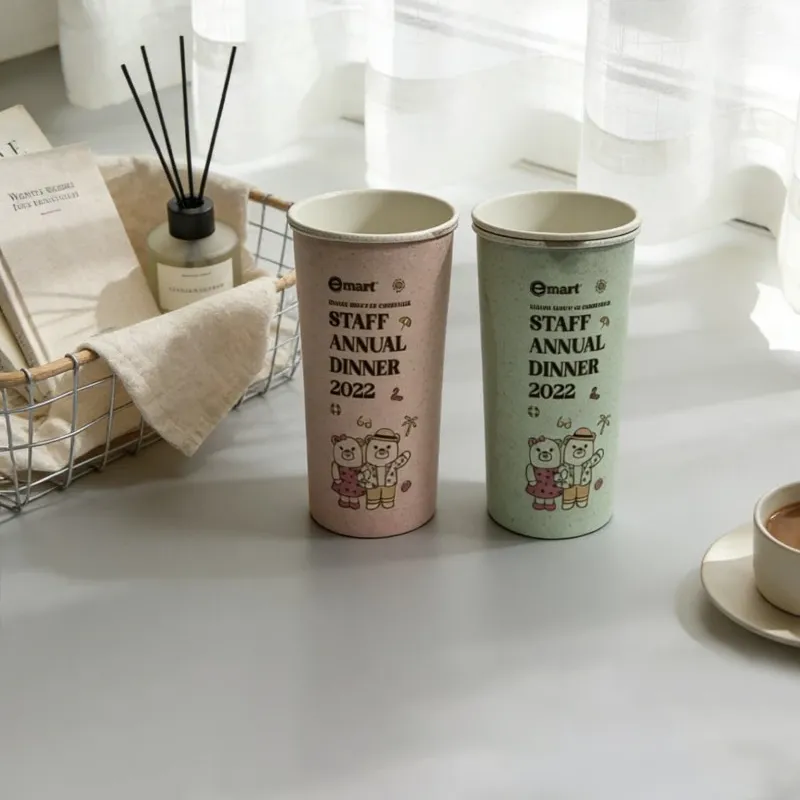 Caneca de plástico