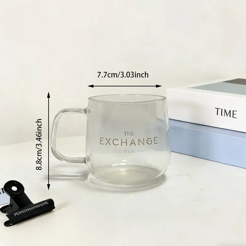 Canecas de vidro personalizadas em formato de ovo com alças