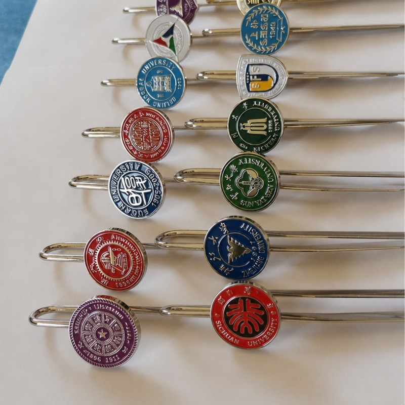 Marcadores de metal comemorativos da universidade com logotipo personalizado Marcadores de metal comemorativos da universidade com logotipo personalizado