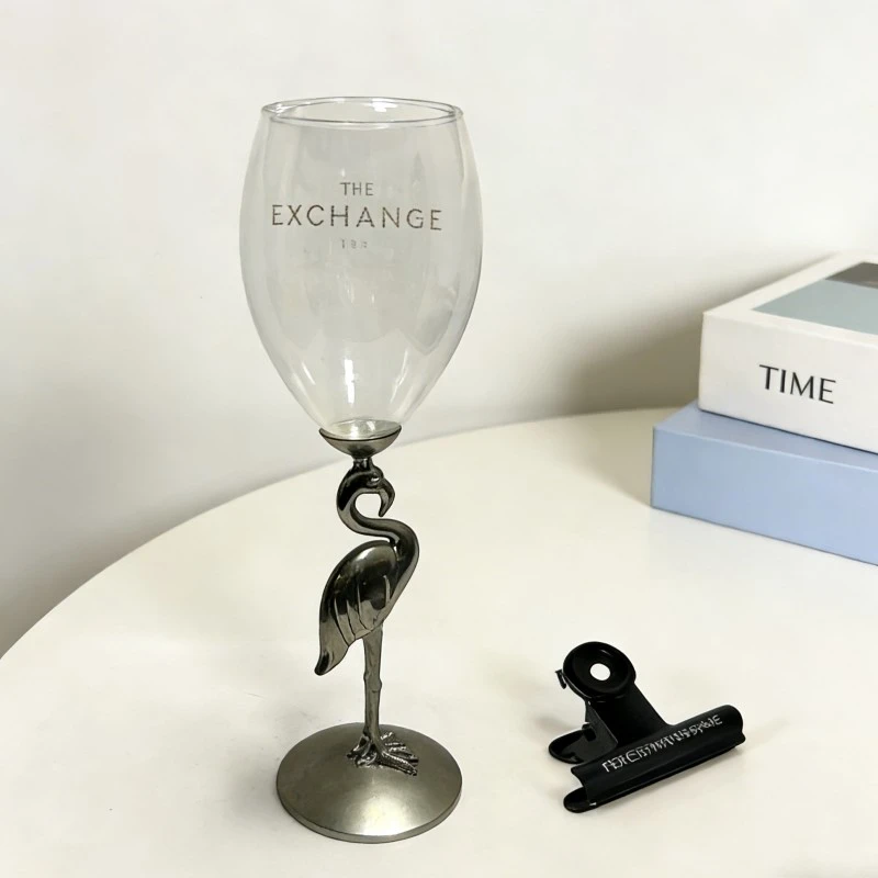 Flamingo Sculpted Stem Wine Glass