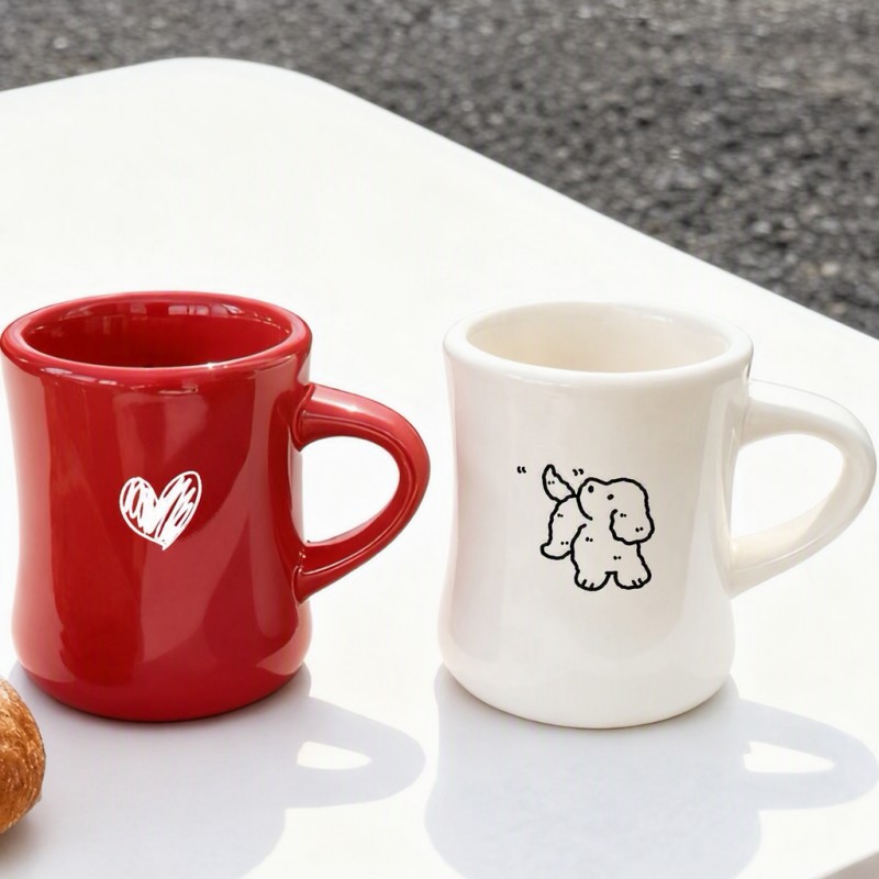 Caneca de café de cerâmica com logotipo personalizado em formato de cintura