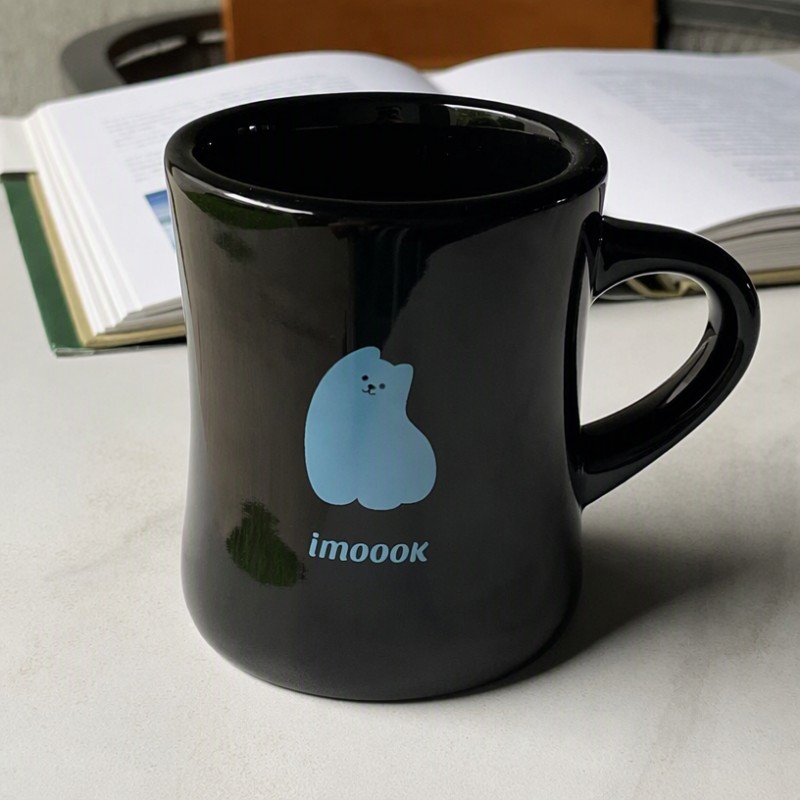 Caneca de café de cerâmica com logotipo personalizado em formato de cintura